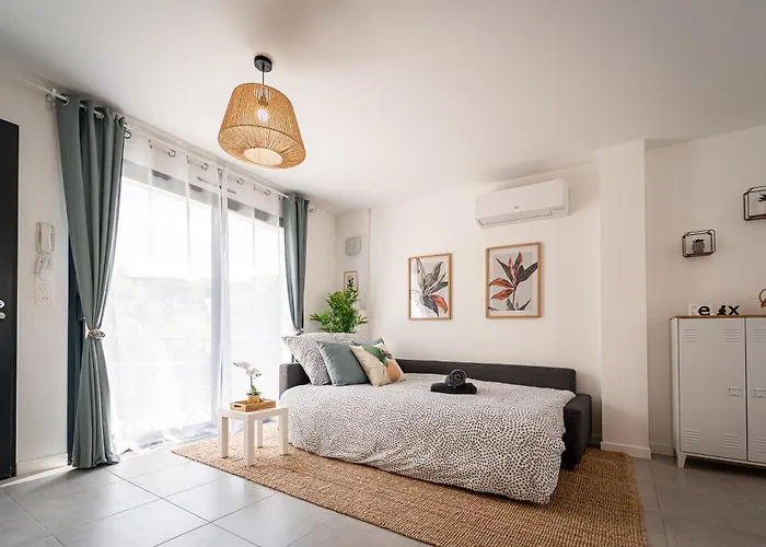 Le Cool Plex Duplex Avec Jardin, Disney 10Mn