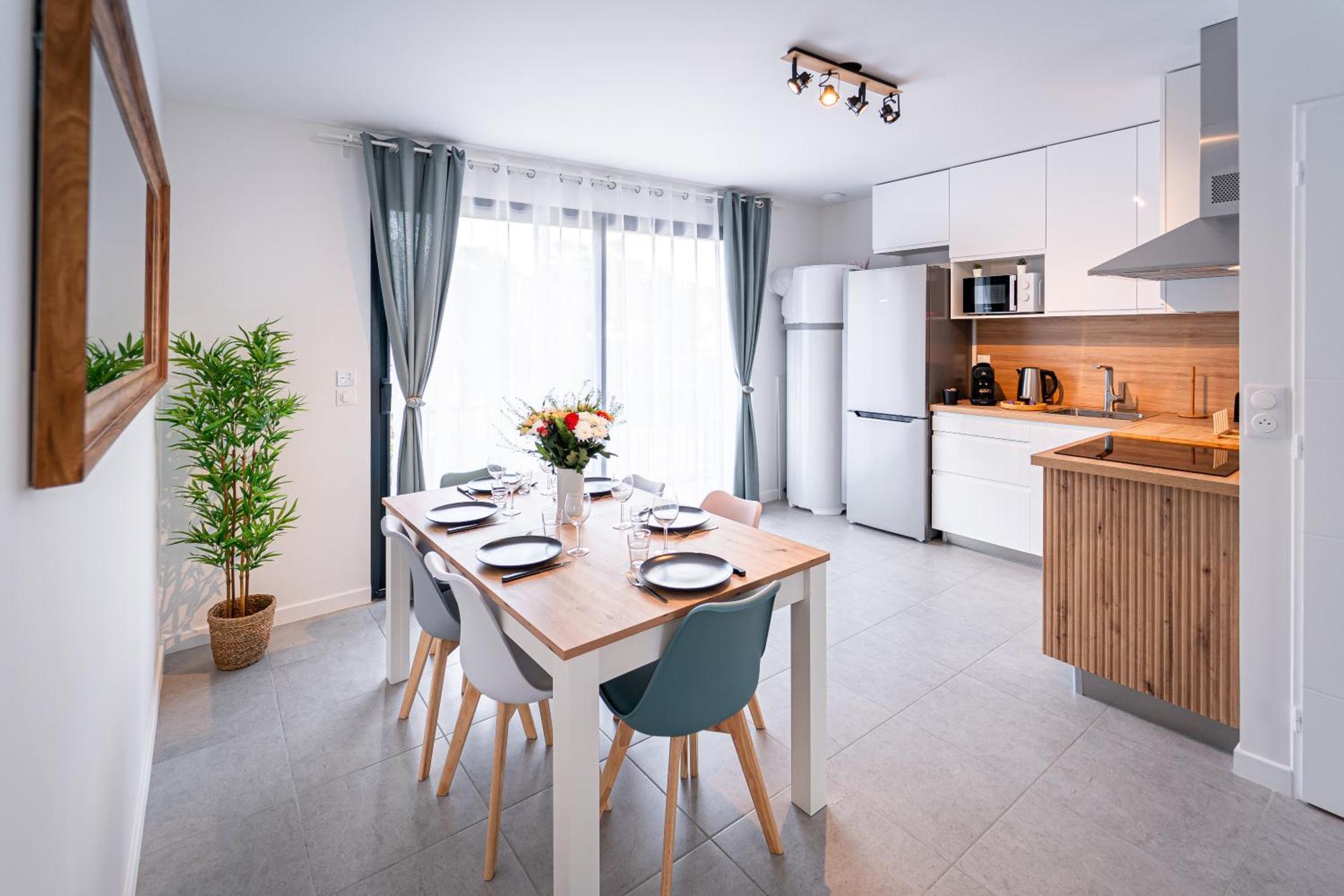Le Cool Plex Duplex Avec Jardin, 10mn Apartment